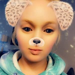 Meet your Posher, Felicia